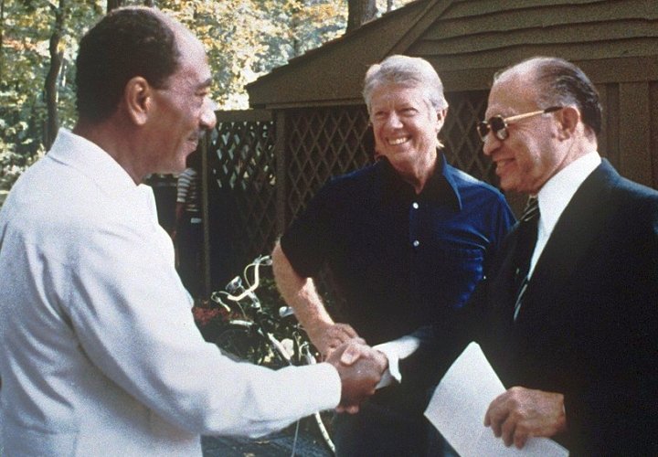 توقيع معاهدة كامب ديفيد